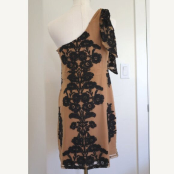 BNWT For Love & Lemons Temecula Black One Shoulder Dress - Picture 5 of 5